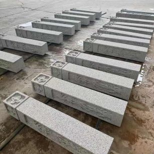 海南 白麻方柱雕花防水