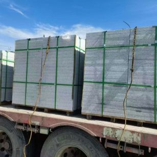 海南 芝麻白花岗岩地铺石装车日常