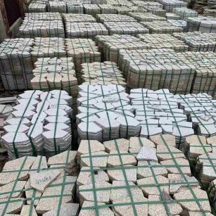 海南 黄金麻白麻花岗岩荔枝面地铺石(冰裂纹)