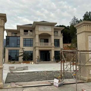 海南 黄金麻花岗岩别墅雕花外墙干挂配上门口雕花罗马柱