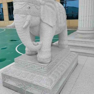 海南 白麻花岗岩动物异形石雕-大象