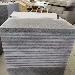 海南 芝麻白5公分火烧地铺成品，900*400，规格可定制