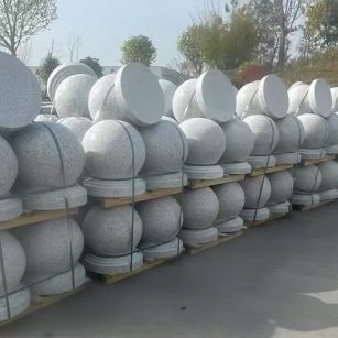 海南 白麻花岗岩石材圆球，石球，挡车球，隔离球，景观石球，风水球等