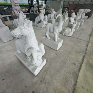 海南 芝麻白花岗岩造型立体雕刻——十二生肖