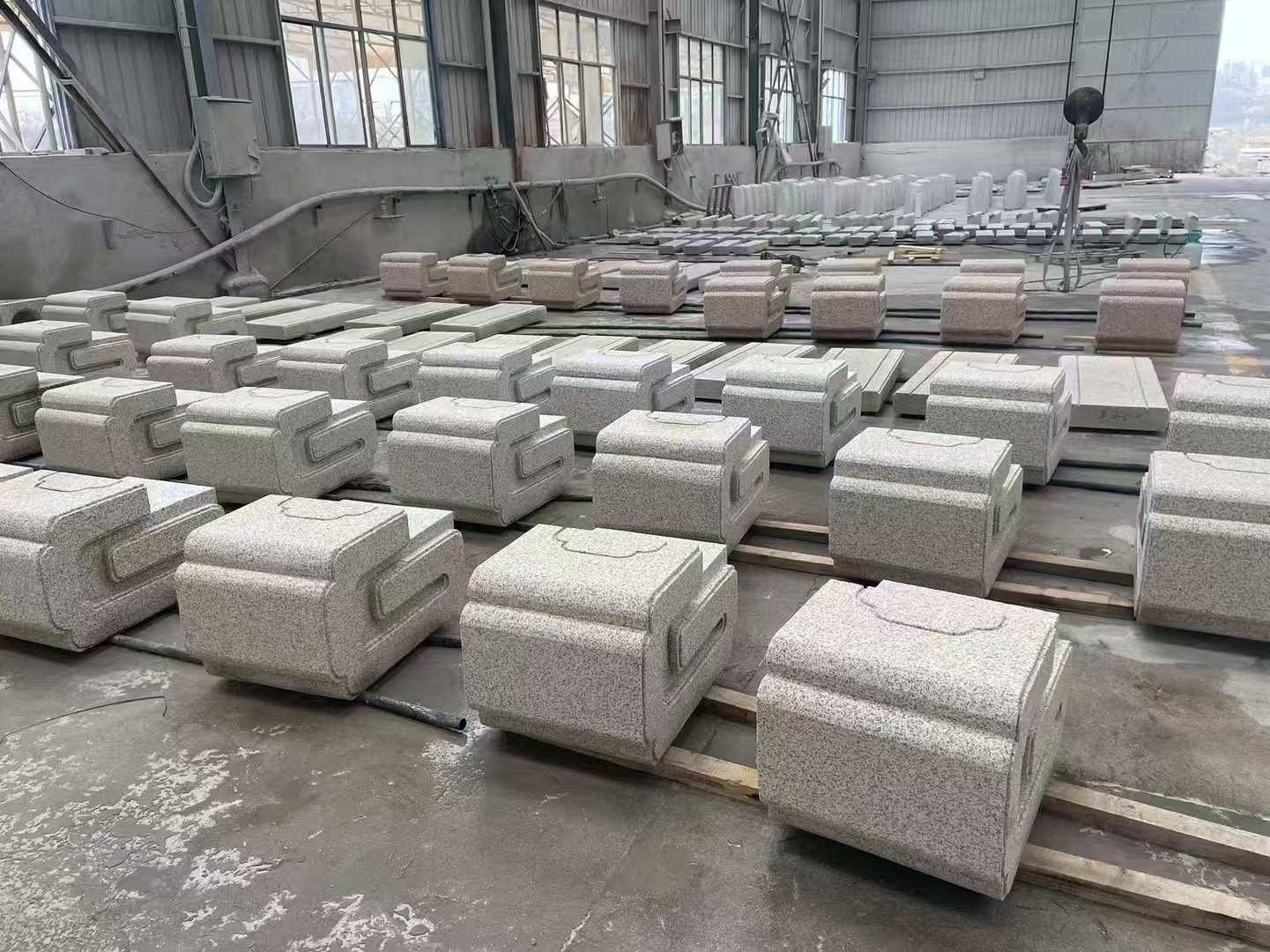 海南 白麻花岗岩异形加工-石凳，坐凳