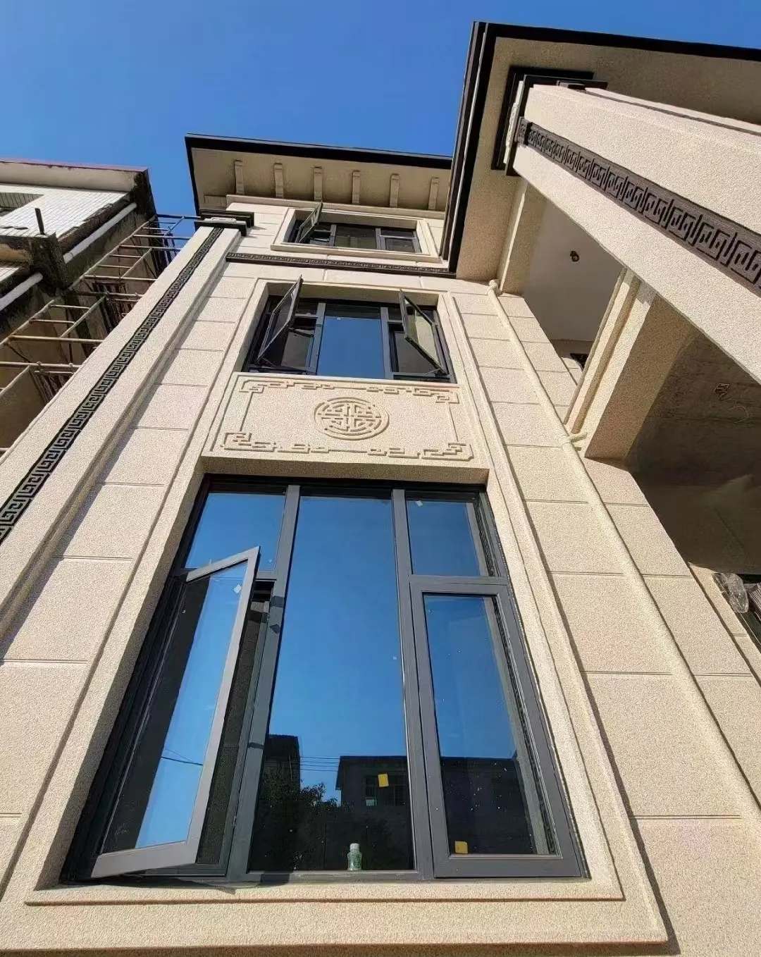 海南 黄金麻荔枝面别墅外墙干挂效果展示