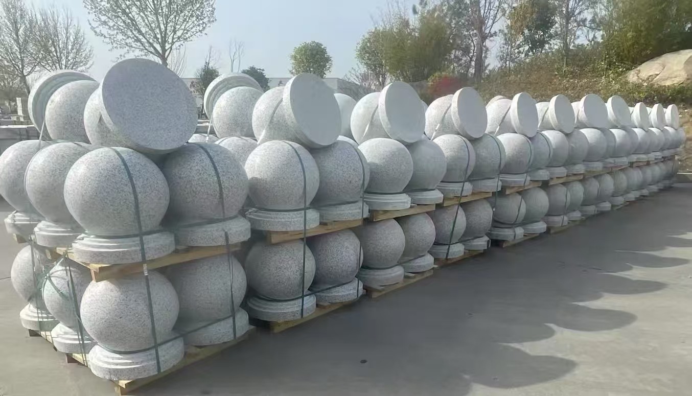 海南 白麻花岗岩石材圆球，石球，挡车球，隔离球，景观石球，风水球等