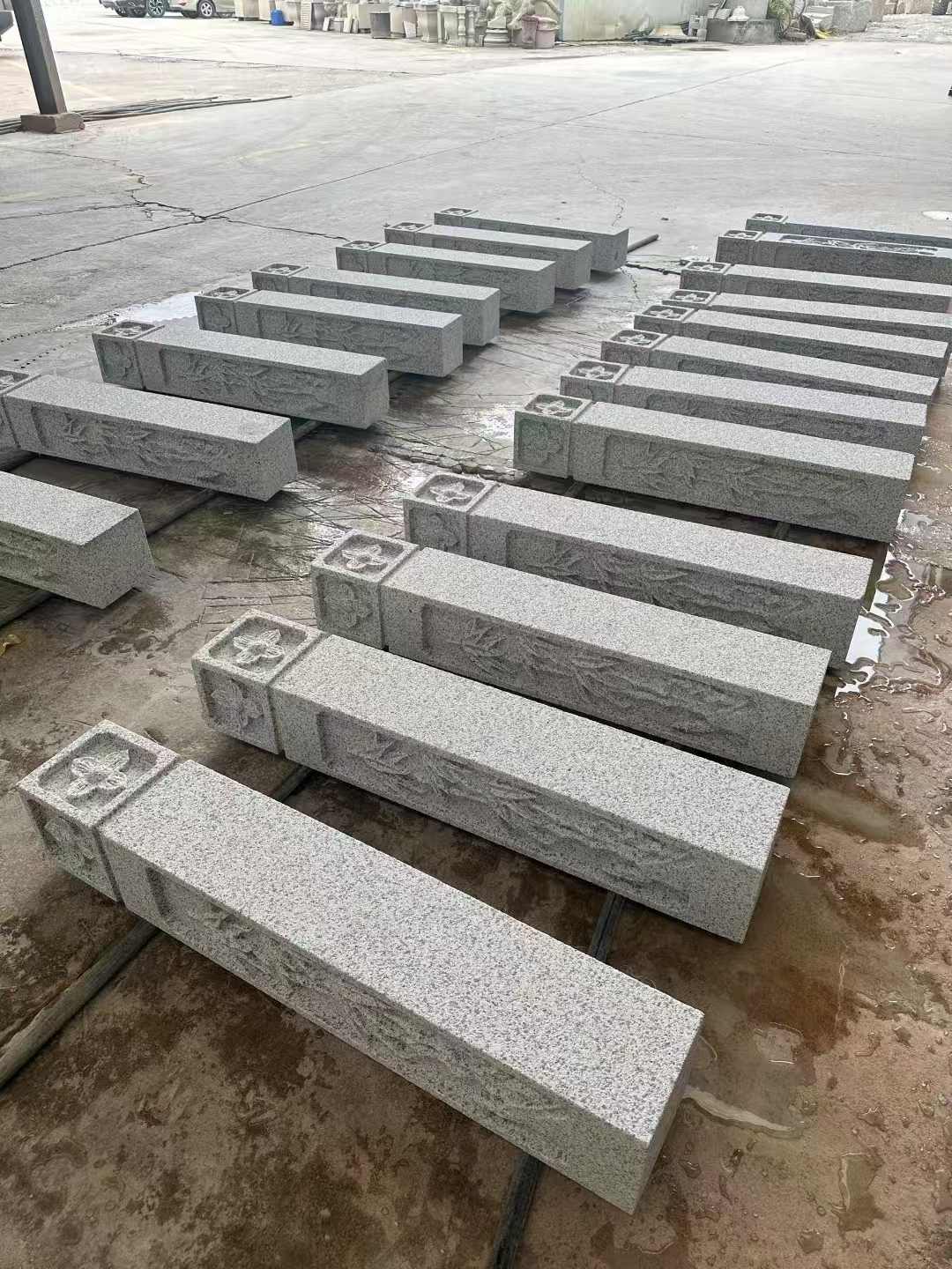 海南 白麻方柱雕花防水