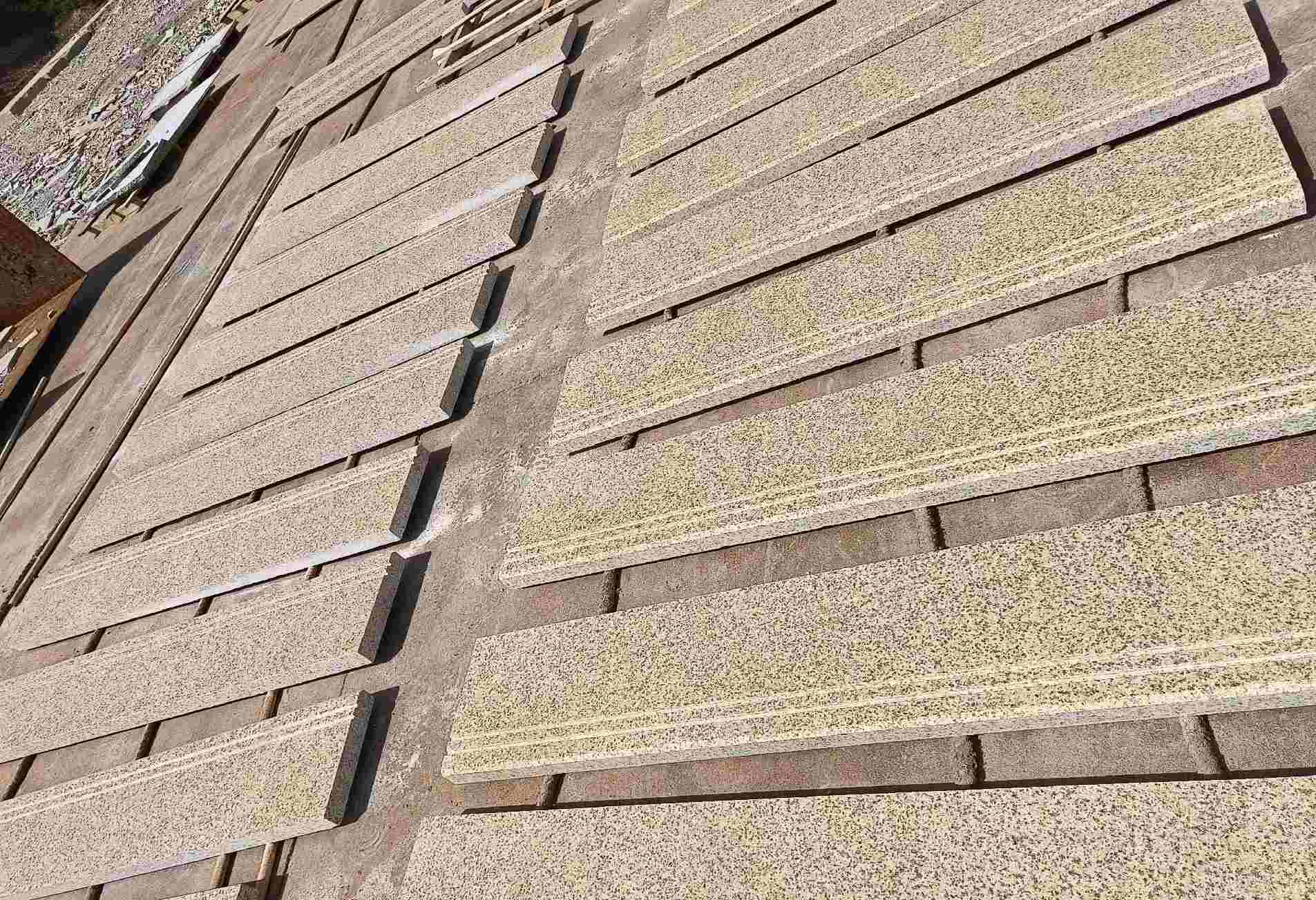 海南 黄金麻花岗岩光面楼梯踏步