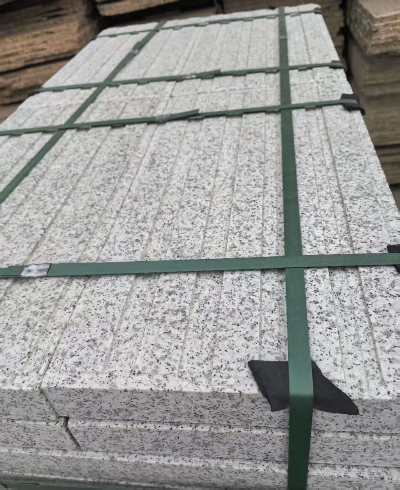 海南 白麻花岗岩直行盲道石，盲条，地铺石