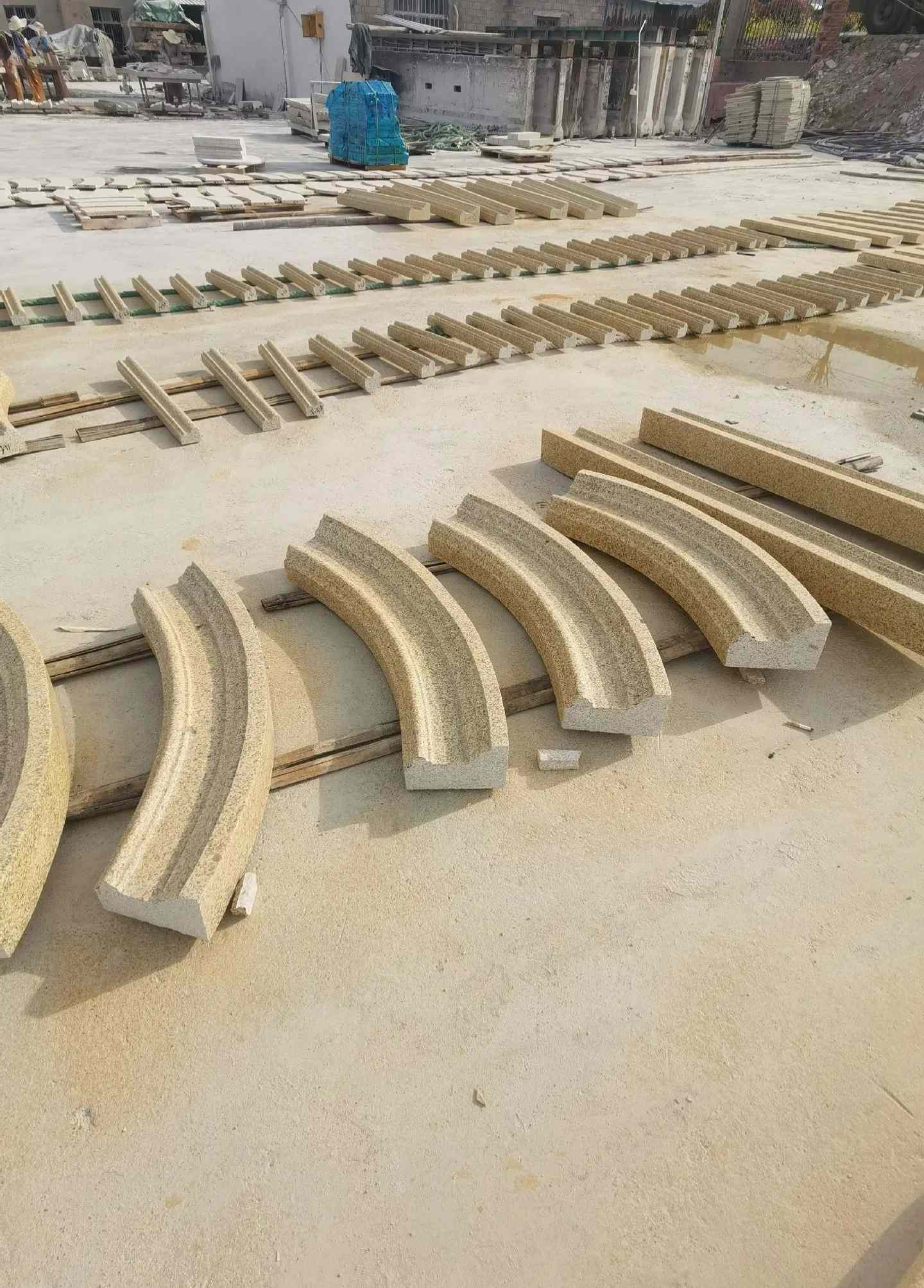 海南 黄金麻花岗岩别墅线条