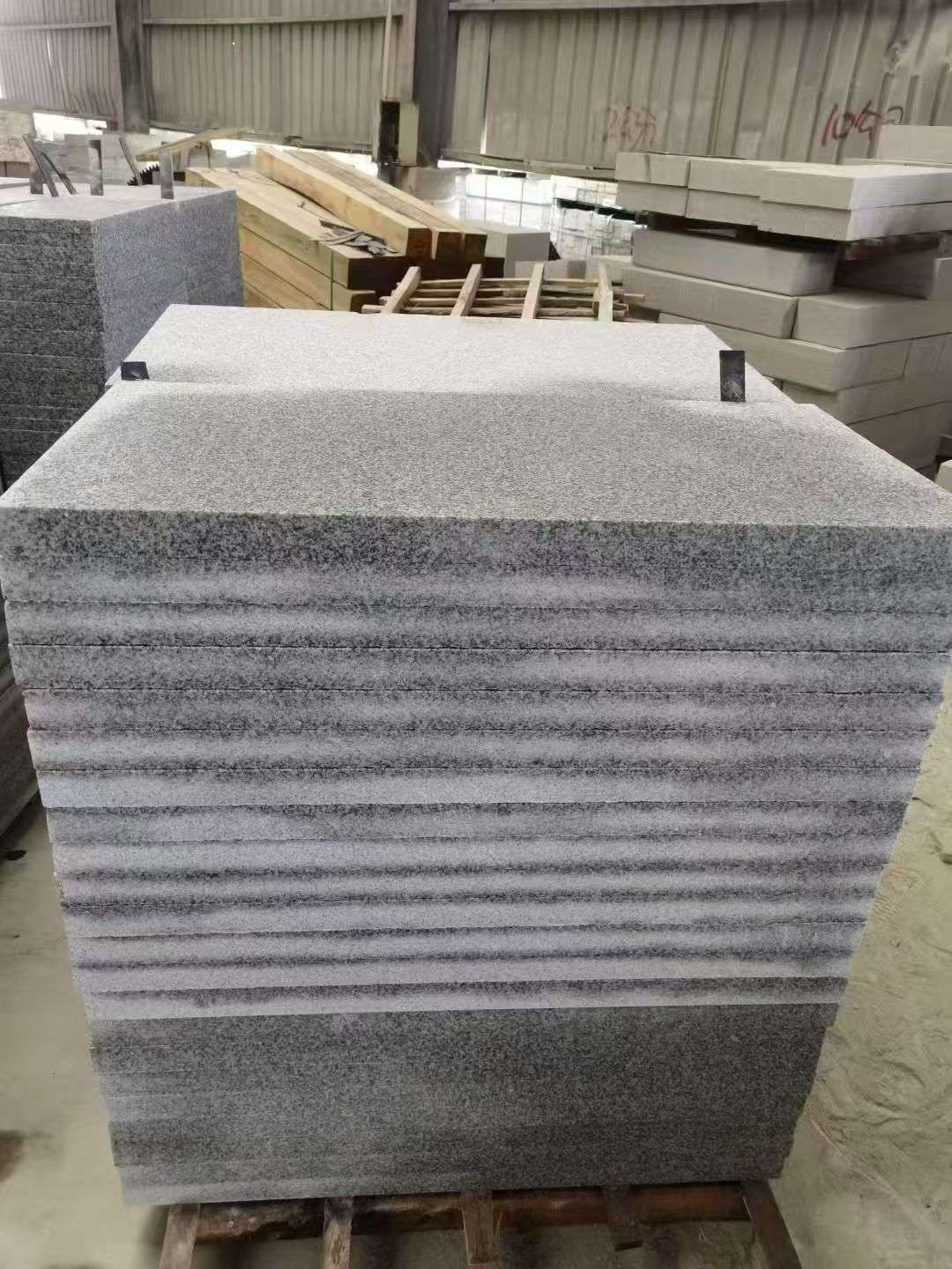 海南 芝麻白5公分火烧地铺成品，900*400，规格可定制